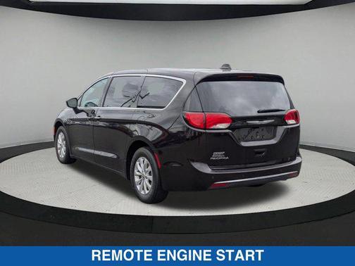 Dark Cordovan Pearlcoat 2019 Chrysler Pacifica Touring Plus