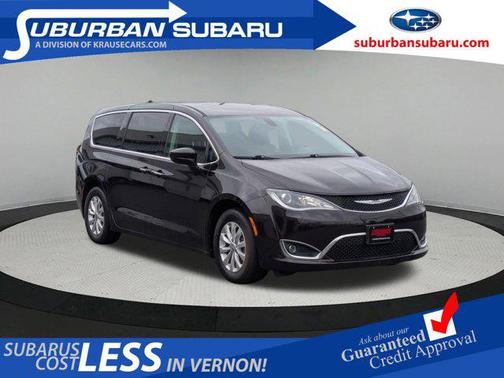 Dark Cordovan Pearlcoat 2019 Chrysler Pacifica Touring Plus
