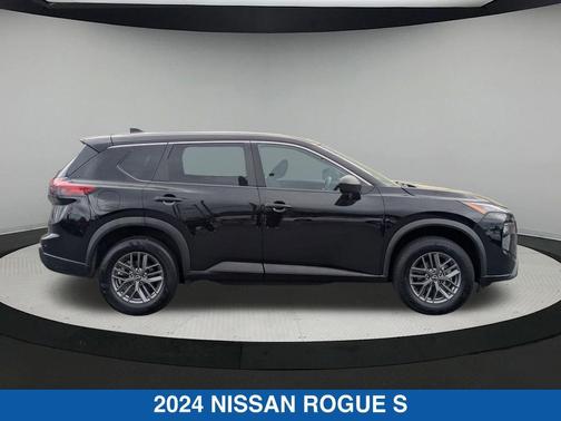 Super Black 2024 Nissan Rogue S