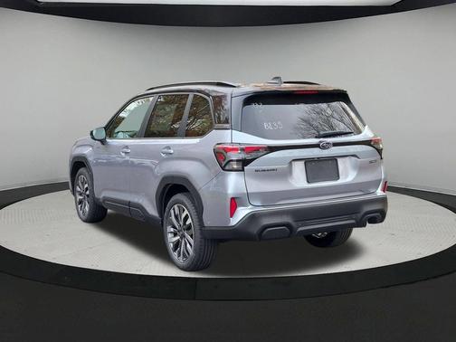 Crystal Black Pearl 2026 Subaru Forester Hybrid Touring