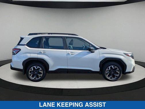 Crystal White Pearl 2025 Subaru Forester Base