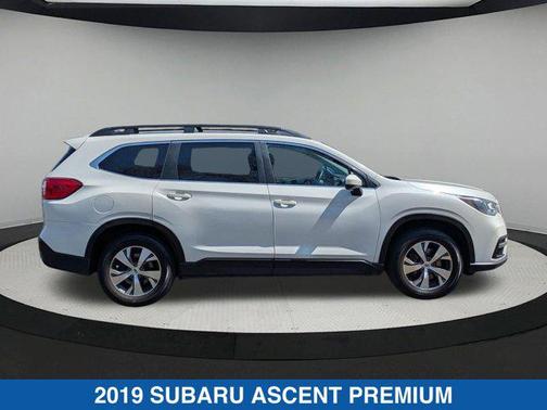 Crystal White Pearl 2019 Subaru Ascent Premium 7-Passenger