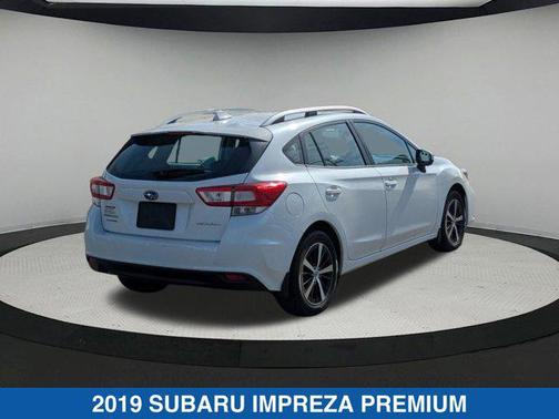 2019 Subaru Impreza 2.0i Premium