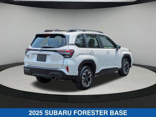 2025 Subaru Forester Base
