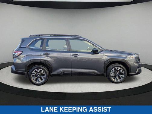 2025 Subaru Forester Base