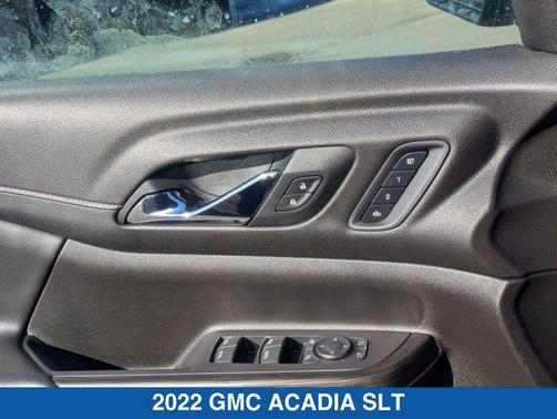 2022 GMC Acadia AWD SLT