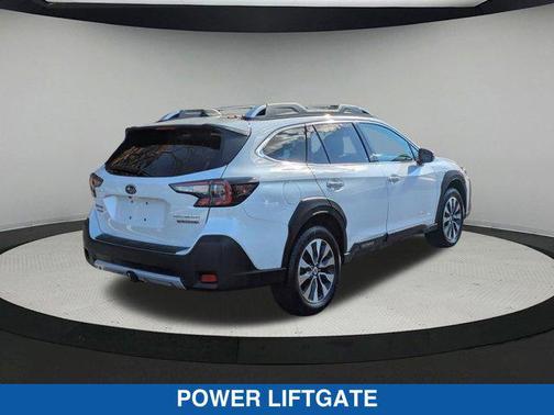 2024 Subaru Outback Touring XT