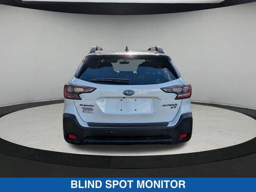 2024 Subaru Outback Onyx Edition XT