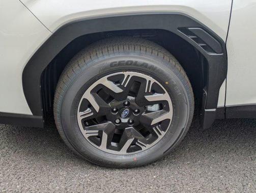 2025 Subaru Forester Base