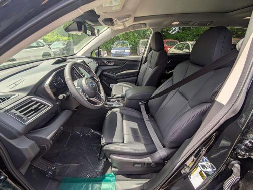 Crystal Black Silica 2026 Subaru Ascent Touring 7-Passenger