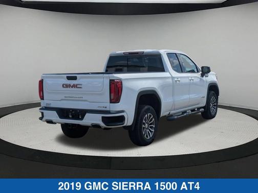 Summit White 2019 GMC Sierra 1500 AT4