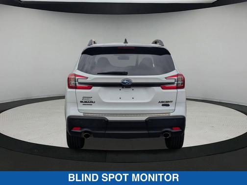 Crystal White Pearl 2023 Subaru Ascent Onyx Edition 7-Passenger