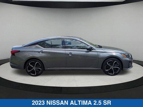 Gun Metallic 2023 Nissan Altima SR FWD