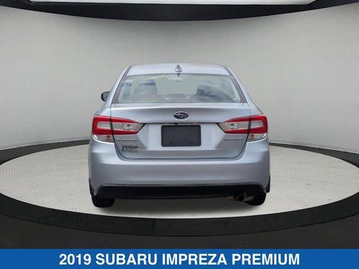 Ice Silver Metallic 2019 Subaru Impreza 2.0i Premium