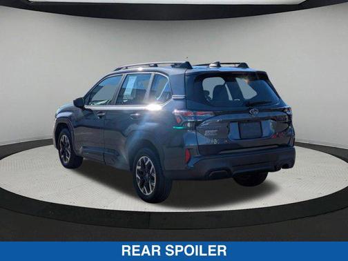2025 Subaru Forester Base