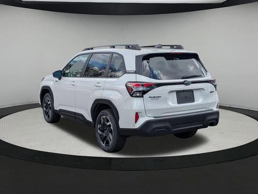 Crystal White Pearl 2026 Subaru Forester Hybrid Premium