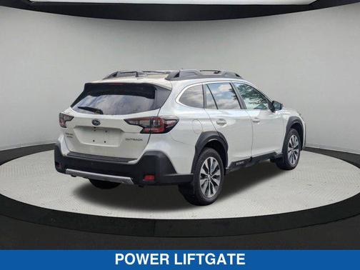Crystal White Pearl 2024 Subaru Outback Limited XT