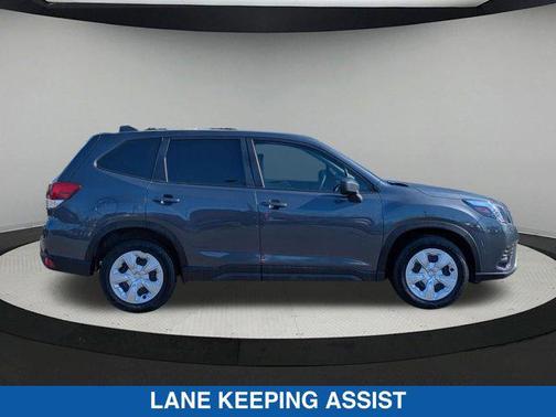Magnetite Gray Metallic 2022 Subaru Forester Base