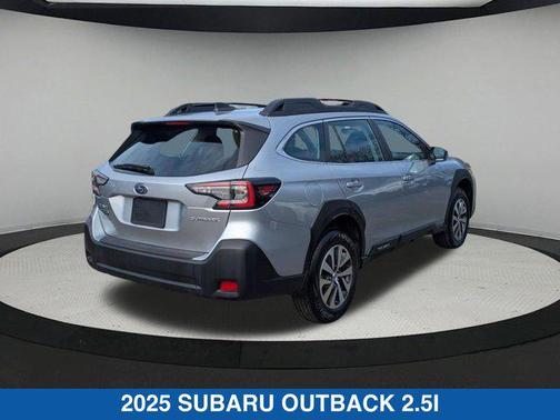 2025 Subaru Outback Base