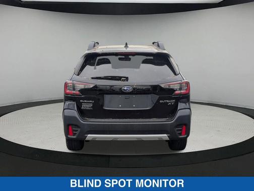 Crystal Black Pearl 2020 Subaru Outback Limited XT