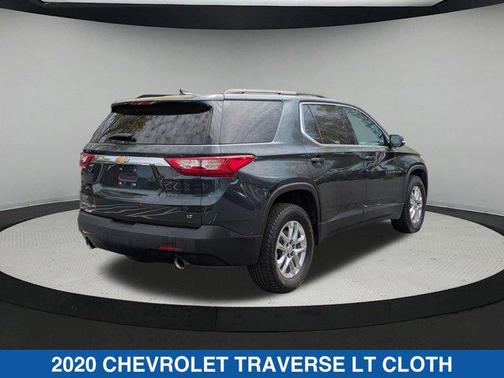 2020 Chevrolet Traverse LT Cloth