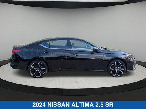 Super Black 2024 Nissan Altima SR Intelligent AWD