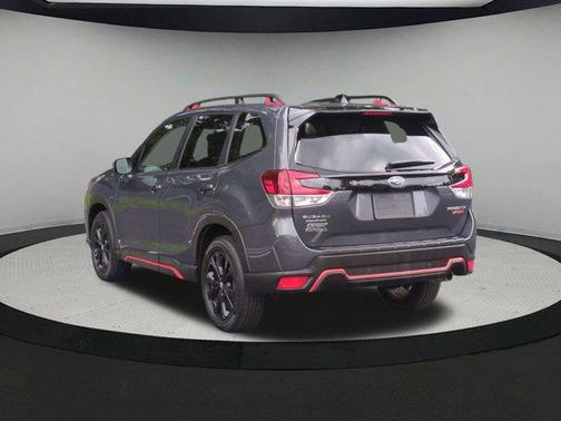 Magnetite Gray Metallic 2024 Subaru Forester Sport
