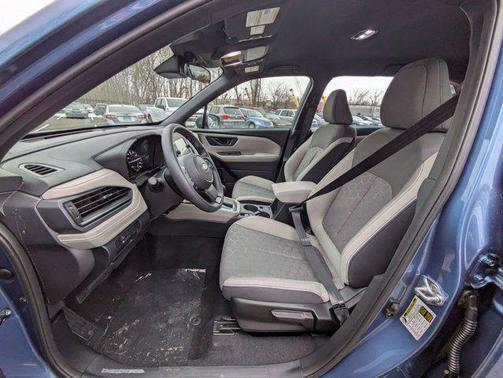 2025 Subaru Forester Base