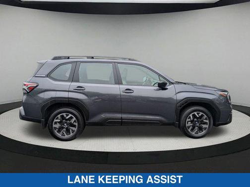 2025 Subaru Forester Base
