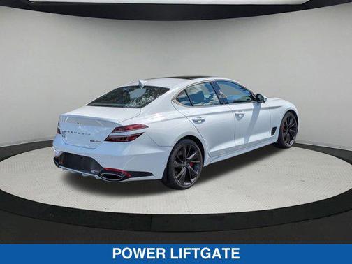 2022 Genesis G70 3.3T AWD