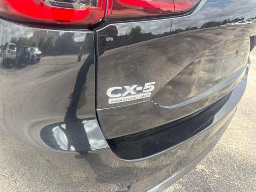 Jet Black Mica 2022 Mazda CX-5 2.5 Turbo Signature