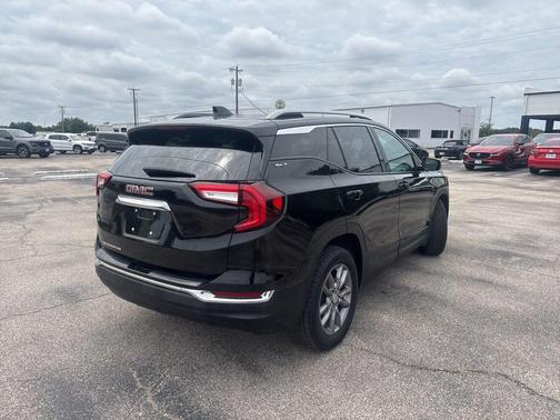 Ebony Twilight Metallic 2024 GMC Terrain SLT