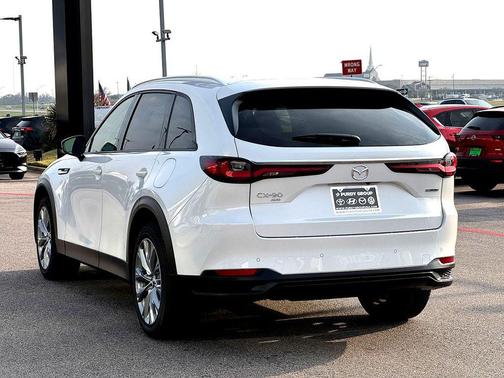 Rhodium White Premium 2026 Mazda CX-90 3.3 Turbo Preferred