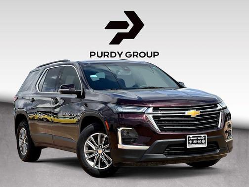 Black Cherry Metallic 2023 Chevrolet Traverse LT Cloth