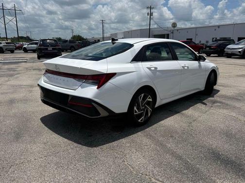 Serenity White 2025 Hyundai ELANTRA SEL