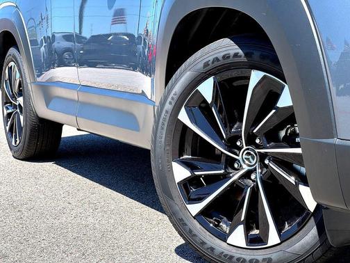 2025 Mazda CX-50 Hybrid Premium Plus Package