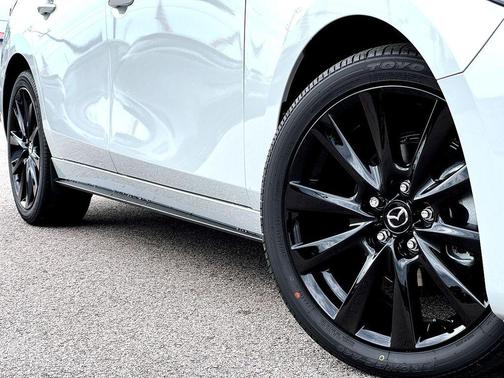 Ceramic Metallic 2026 Mazda Mazda3 2.5 S Select Sport