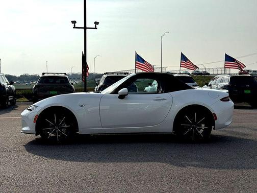 2025 Mazda MX-5 Miata Grand Touring