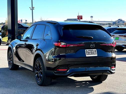 Jet Black Mica 2026 Mazda CX-70 3.3 Turbo Preferred