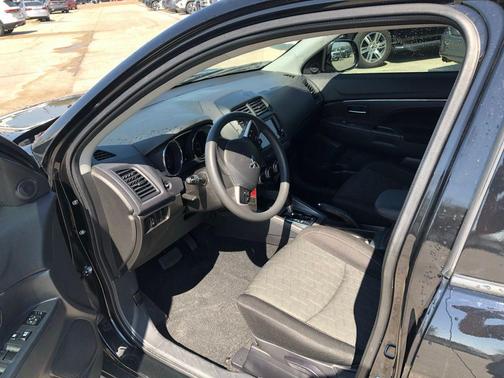 2025 Mitsubishi Outlander Sport 2.0 ES