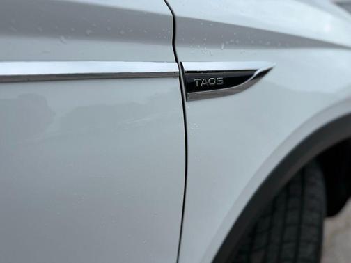 2022 Volkswagen Taos 1.5T S