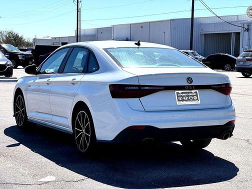 2025 Volkswagen Jetta GLI 2.0T Autobahn