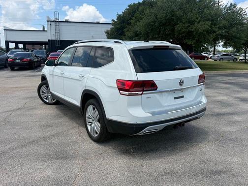 Pure White 2019 Volkswagen Atlas 3.6L SEL