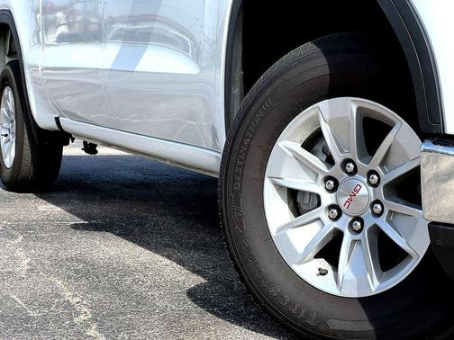 2024 GMC Sierra 1500 SLE