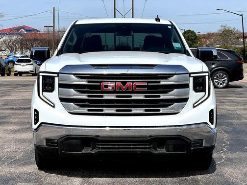 2024 GMC Sierra 1500 SLE