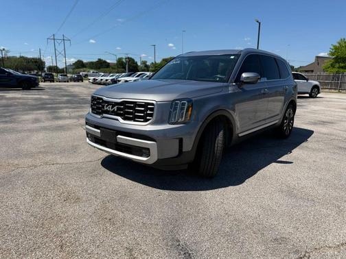 Everlasting Silver 2024 Kia Telluride SX