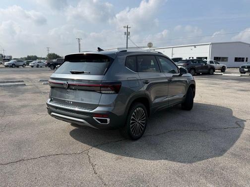Gray 2025 Volkswagen Taos 1.5T SE