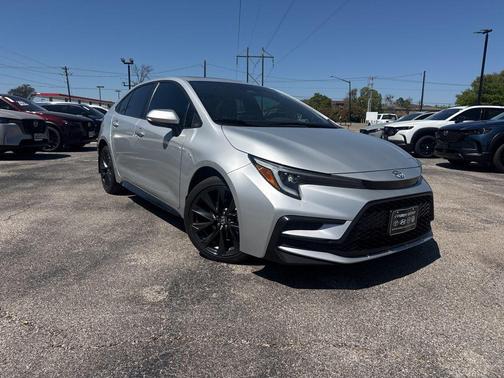 2023 Toyota Corolla SE