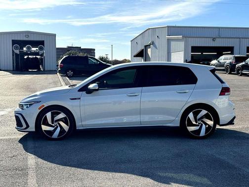 2024 Volkswagen Golf GTI 2.0T S DSG