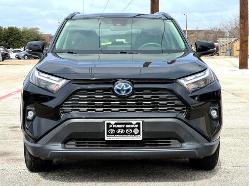 2022 Toyota RAV4 Hybrid XLE Premium